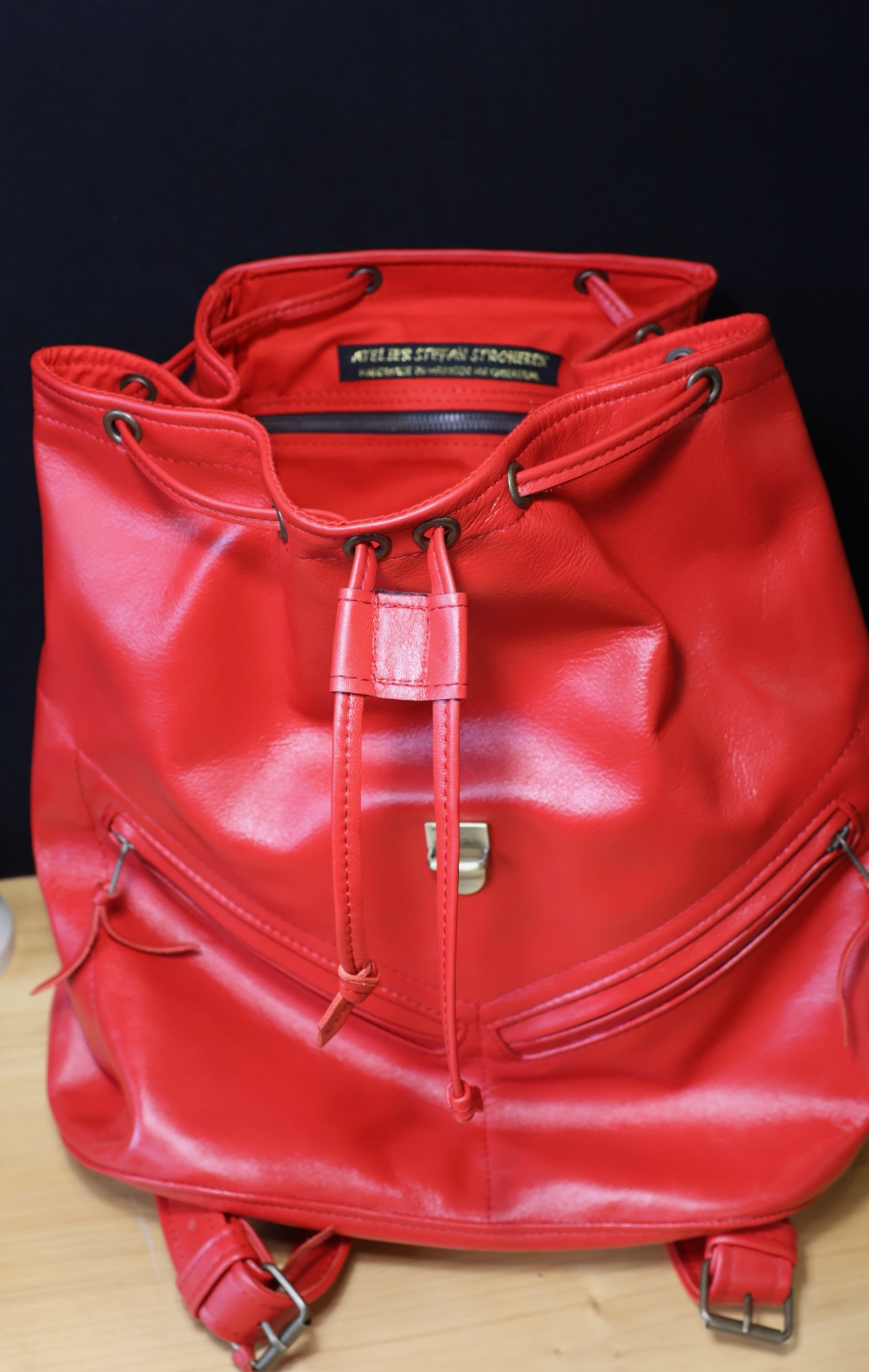 Lederrucksack A4 Feuerrot
